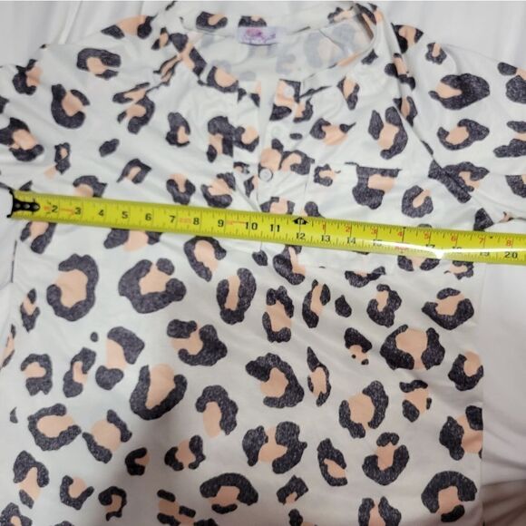 Crepe myrtle leopard print pajama set - Picture 6 of 13